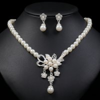 SET647 - Pearl Flower Necklace Earrings Set 